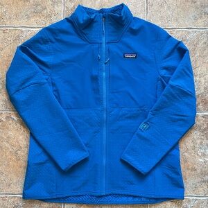 Women’s R2 CrossStrata Jacket